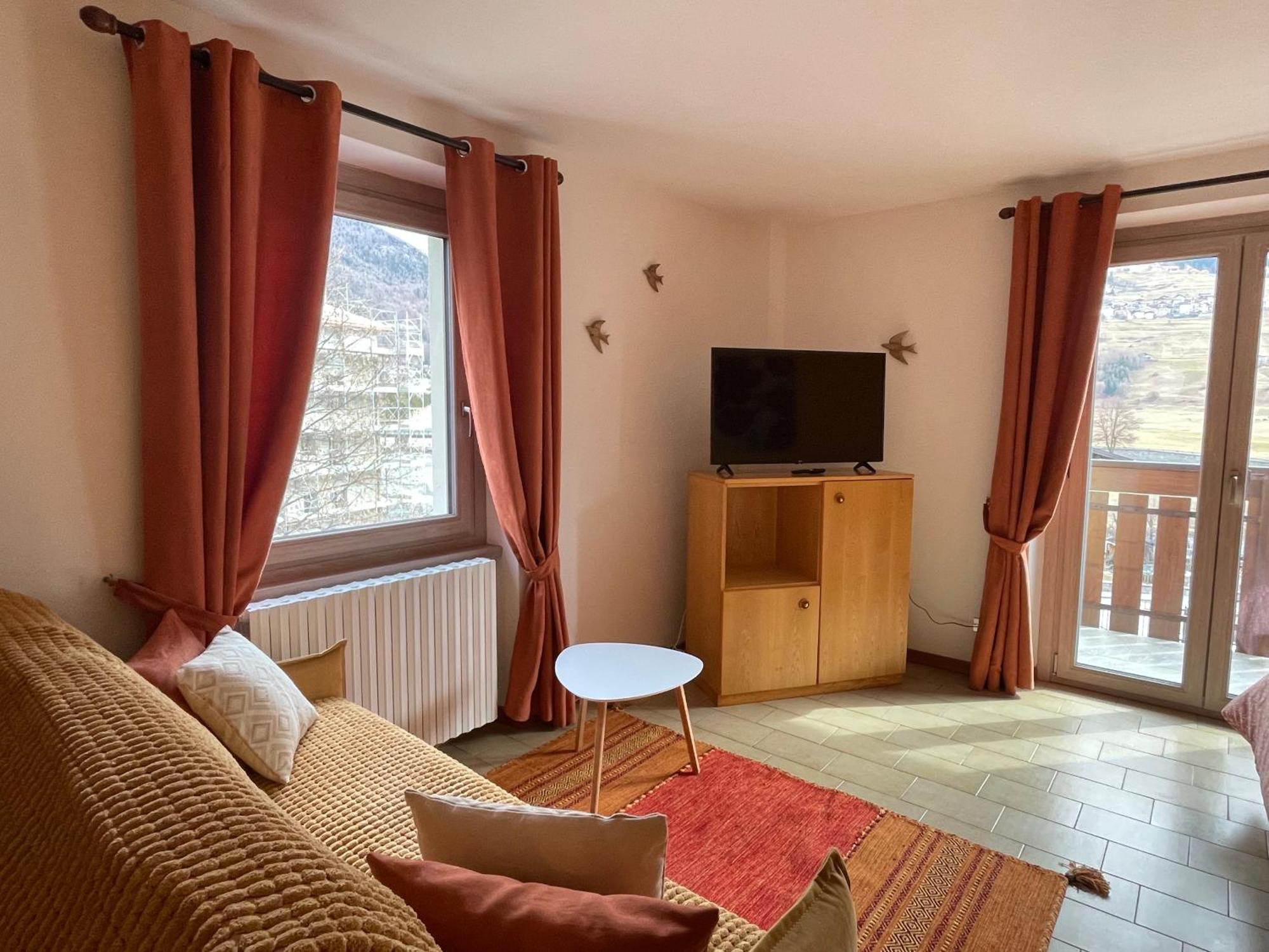 Residence S Lucia - Appartamenti Alle Porte Di Bormio Valdisotto Eksteriør bilde