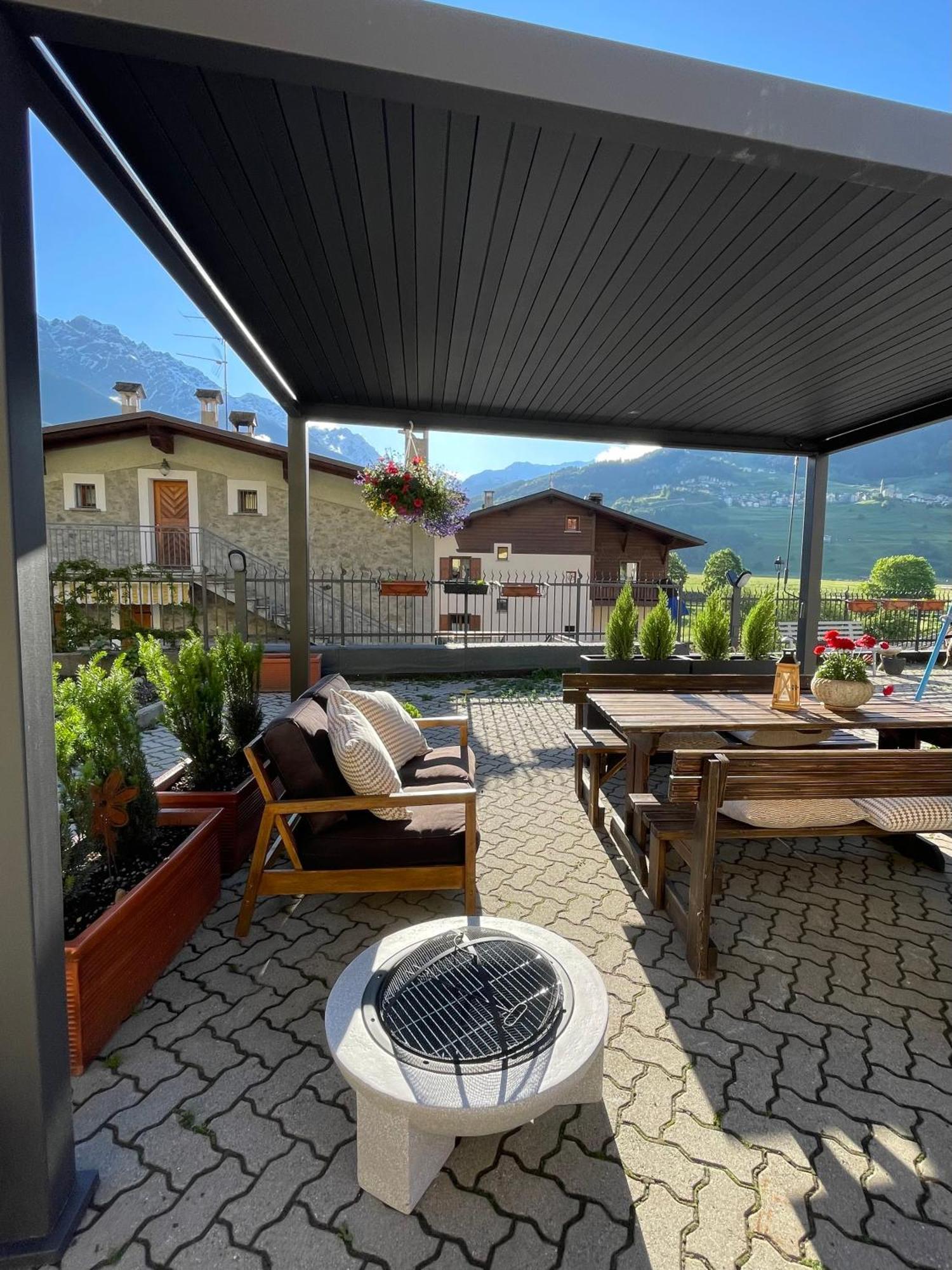 Residence S Lucia - Appartamenti Alle Porte Di Bormio Valdisotto Eksteriør bilde